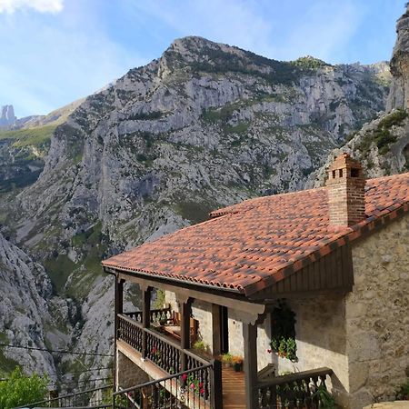 El Portal Del Abuelo Lejlighed Arenas De Cabrales Eksteriør billede