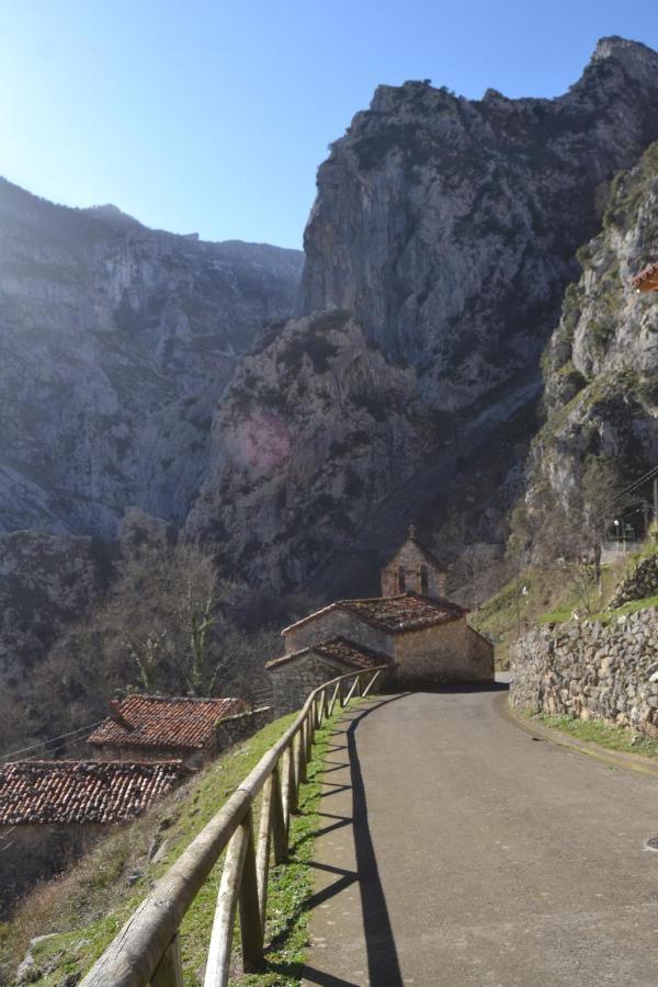 El Portal Del Abuelo Lejlighed Arenas De Cabrales Eksteriør billede