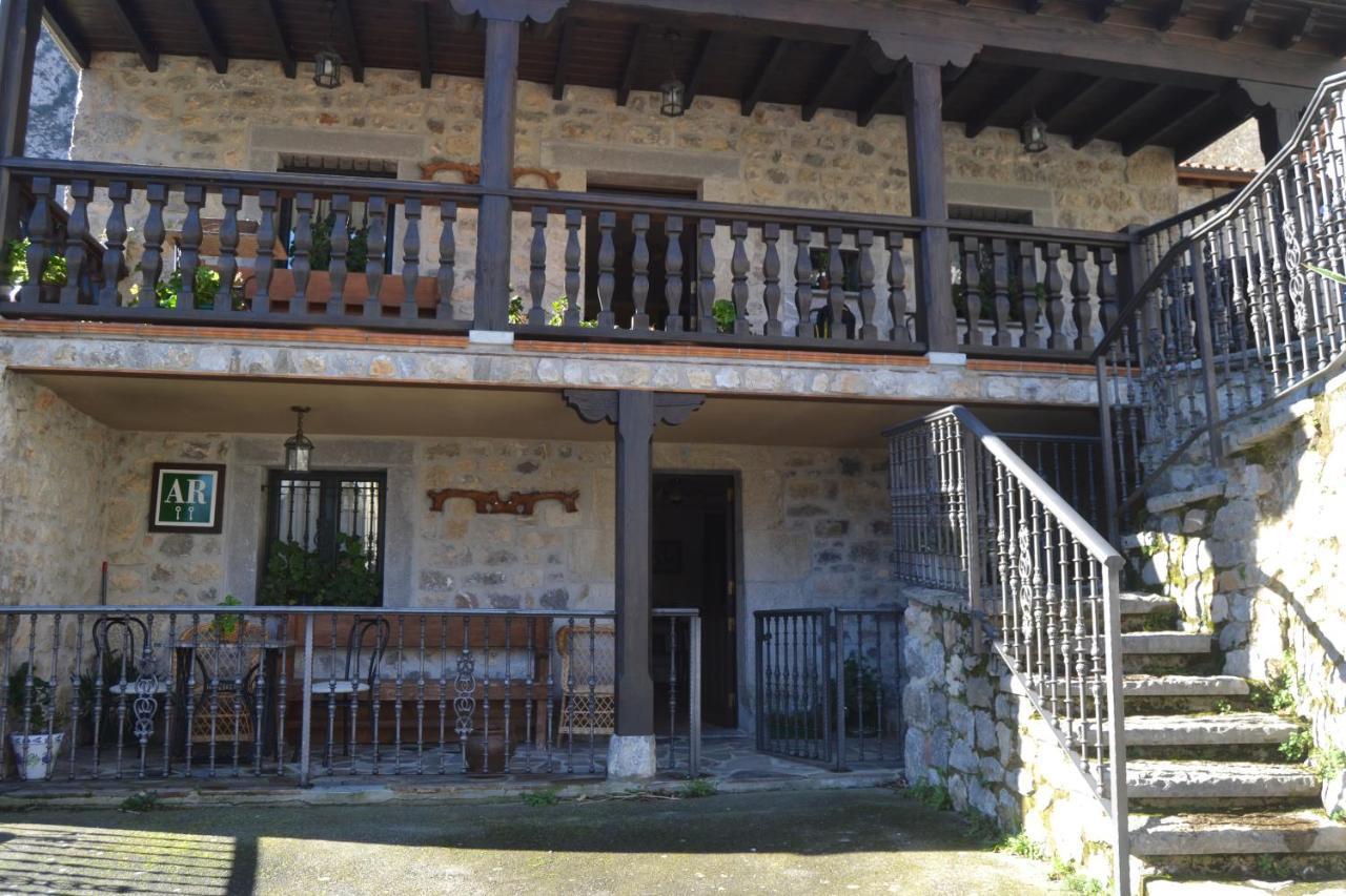 El Portal Del Abuelo Lejlighed Arenas De Cabrales Eksteriør billede